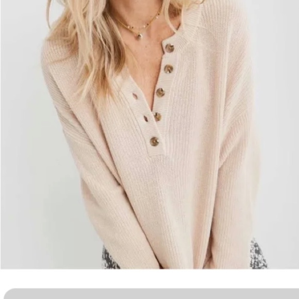 AERIE Long sleeves sweater light blue 1/2 button down size medium